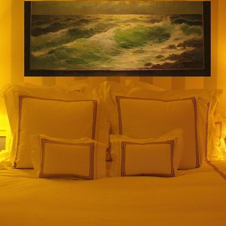 Charles And Charles Mv Bed and Breakfast Vineyard Haven Exteriör bild