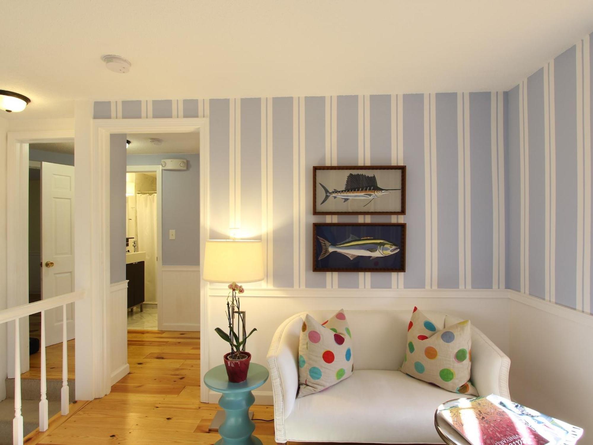Charles And Charles Mv Bed and Breakfast Vineyard Haven Exteriör bild